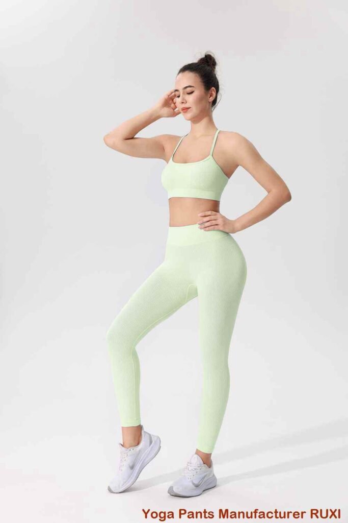 legging évasé croisé taille haute