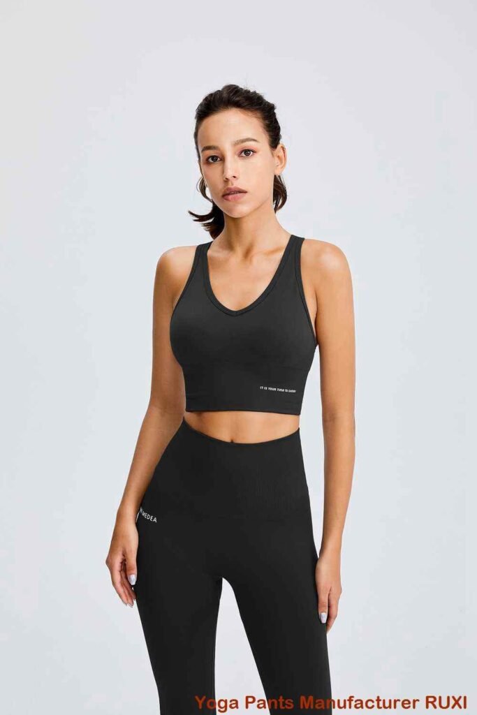 haut de yoga noir RUXI km660