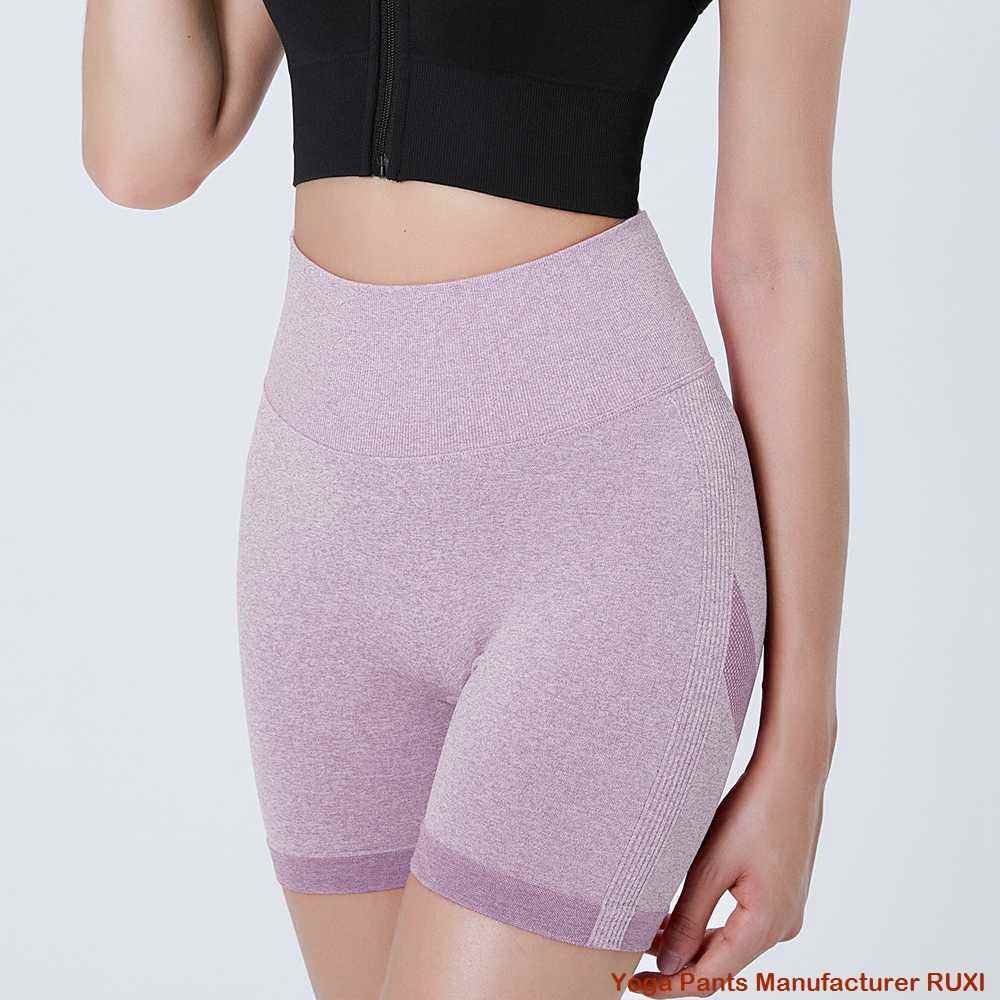 short de golf rouge pour femme